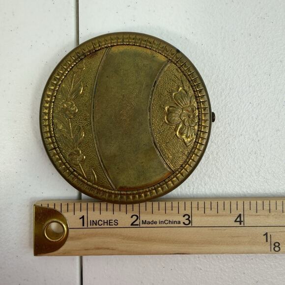 Vintage Elegant Gold Compact Mirror Pressed Powder Mini Pill Box Metal Embossed - Picture 13 of 14